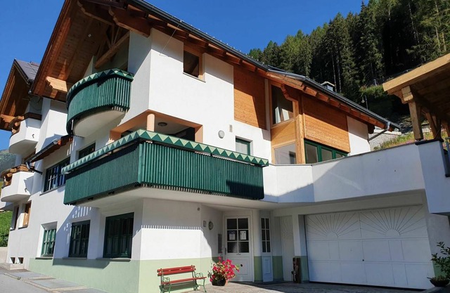 80 m² Apartment ∙ 2 bedrooms ∙ 5 guests