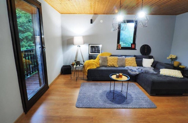 80 m² Apartment ∙ 2 bedrooms ∙ 6 guests