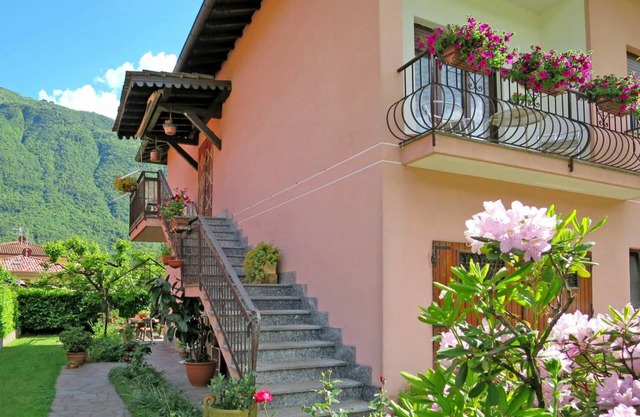 80 m² Apartment ∙ 2 bedrooms ∙ 5 guests