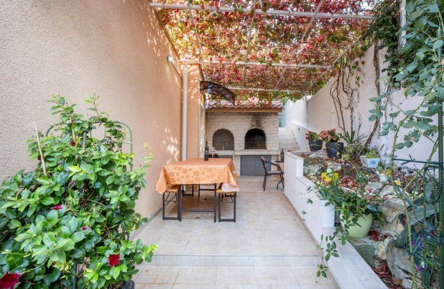 80 m² Apartment ∙ 3 bedrooms ∙ 6 guests