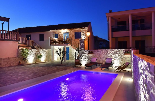 80 m² Villa ∙ 2 bedrooms ∙ 5 guests