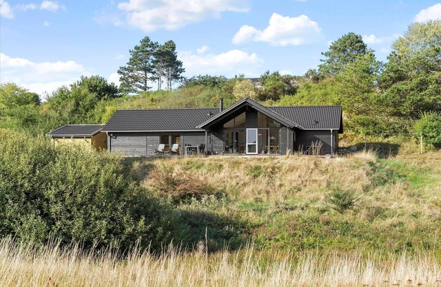 8227 Knebel - Nykjærsvej 23