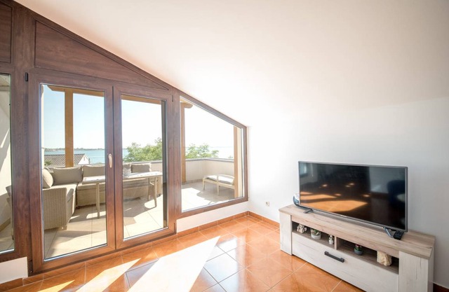 83 m² Apartment ∙ 2 bedrooms ∙ 5 guests