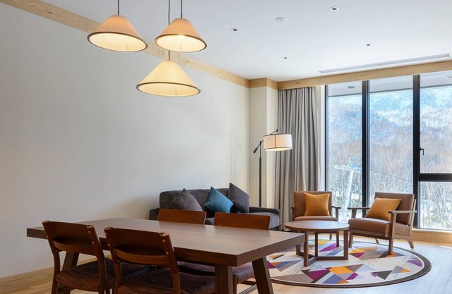 84 m² Hotel ∙ 2 bedrooms ∙ 5 guests