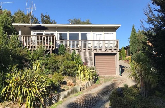 9 Alpine Avenue