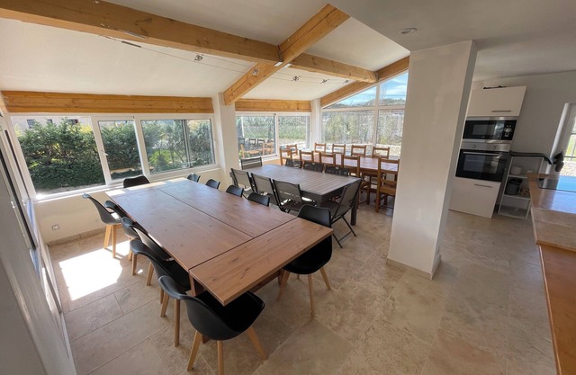 9-bedroom house in charming Rosières with AC, fitness room, WiFi