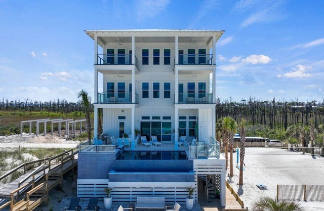 9 BR Beachfront Mansion | Infinity Pool | Hot Tub