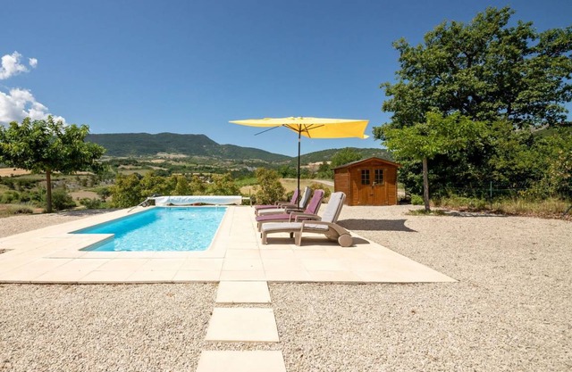 90 m² Accommodation ∙ 3 bedrooms ∙ 6 guests