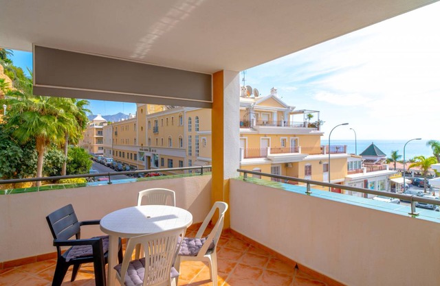 90 m² Apartment ∙ 2 bedrooms ∙ 4 guests