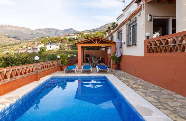 90 m² House ∙ 2 bedrooms ∙ 5 guests