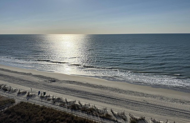 904 Direct Oceanfront 2 bedroom/2 bath condo