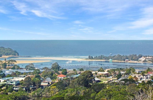 91 Berrambool Drive