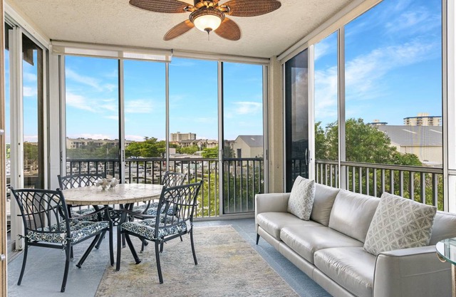 9463PALMHARBOR304PHWCO - Palm Harbor 304