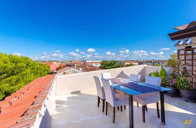 95 m² Apartment ∙ 3 bedrooms ∙ 5 guests