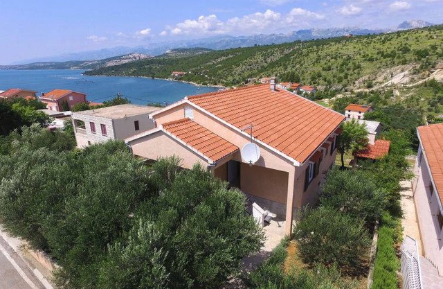 95 m² House ∙ 3 bedrooms ∙ 8 guests