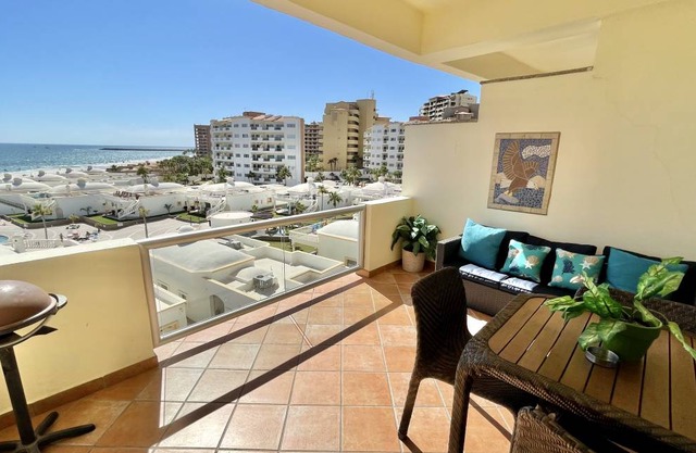 97 m² Condo ∙ 1 bedroom ∙ 4 guests