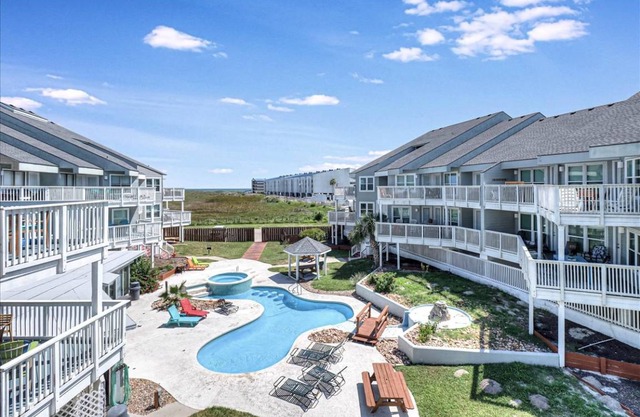 99 m² Condo ∙ 2 bedrooms ∙ 6 guests