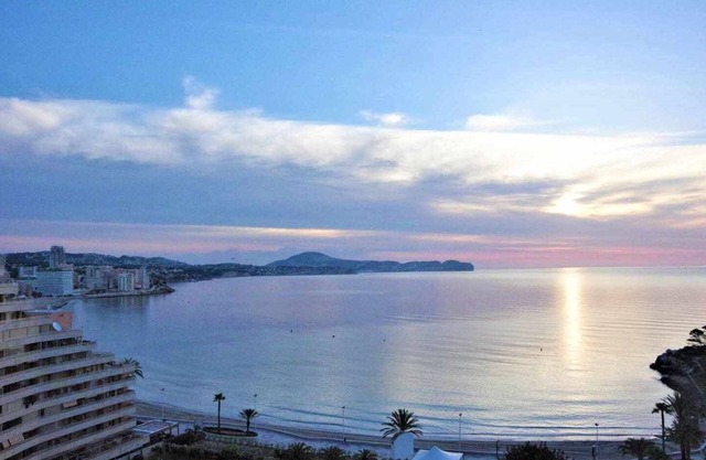 9E 3 bedrooms wifi and sea view