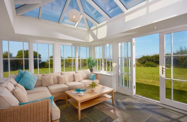 A beautiful, dog-friendly holiday home with magnificent views of two coastlines