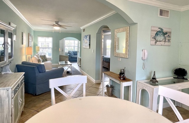 A Bldg.1st floor.No stairs,Pool,Intracoastal outside your door! Beach easy walk.