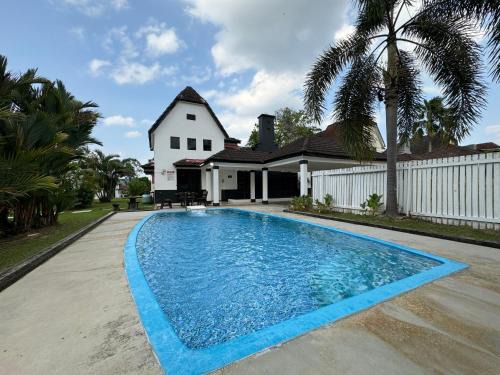 A’famosa Villa D’faro Private Swimming Pool