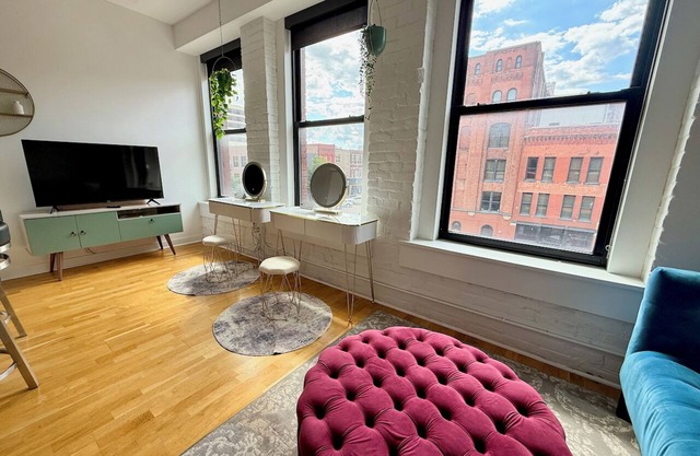 A historic 900 square foot Atrium loft in the heart of the Old Market