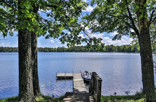 A large 3 bedroom vacation home directly on the lake shore.