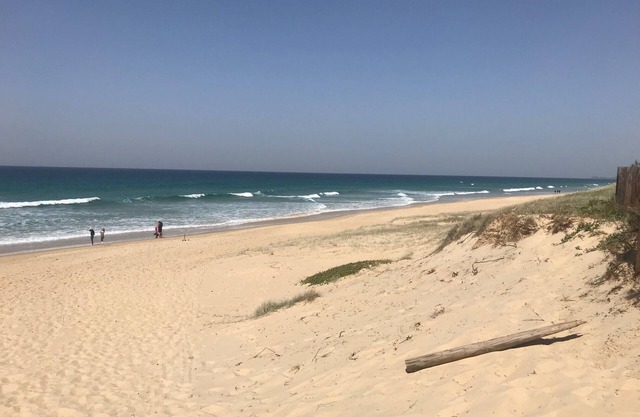 A lovely beach retreat on the Sunshine Coast - walk to everything