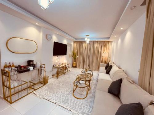 A New Cozy Residential With Garden For Rent In Degla Palms Compound, 6th of Octobe