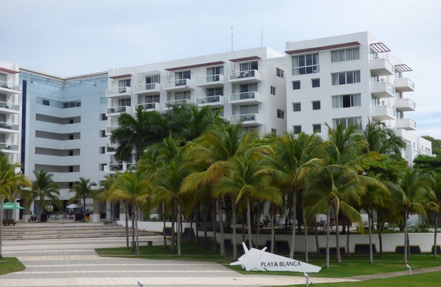 A nice 60 sq. meter suite at Playa Blanca Town Center