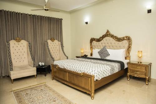A One Lodges