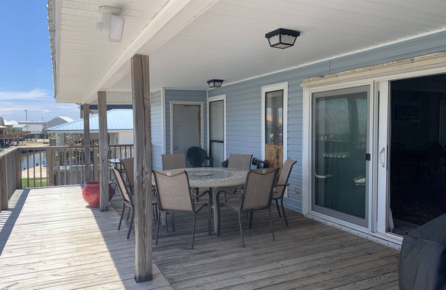 A quaint beach house located in Dauphin Island's Silver Cay.