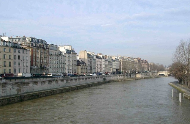 A RARE PARISIAN GEM NESTLED ON THE PRESTIGIOUS ÎLE DE LA CITÉ – 140 SQM