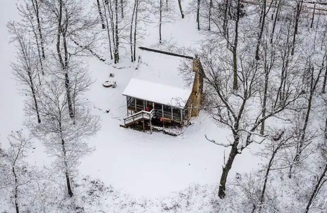 A Still Point Cabin- Cozy and Perfect