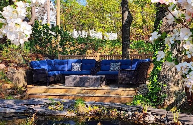 A Unique Muskoka Experience! A private couples retreat in Port Carling!