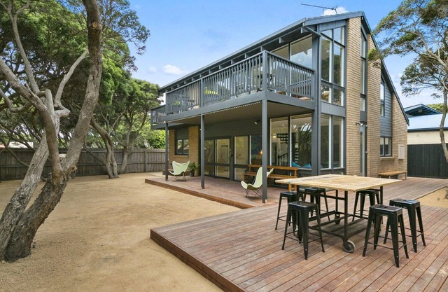 A1 Location By The Sea - Beautiful spacious home next to the ocean