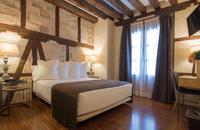 Abad Toledo