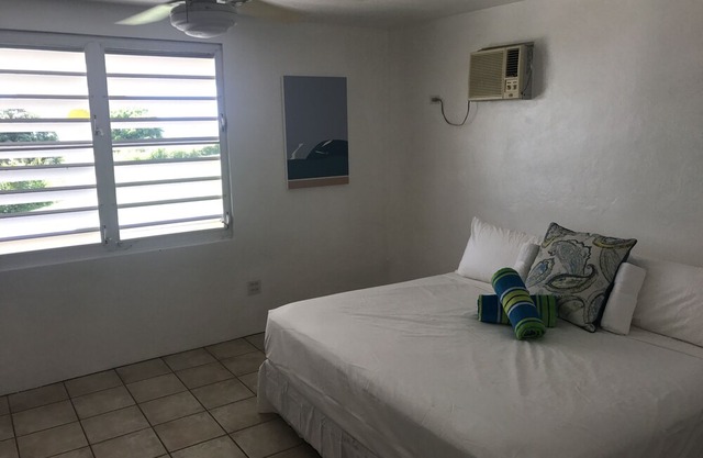 Abreeze 4 BR: Stunning Hilltop Villa in Destino