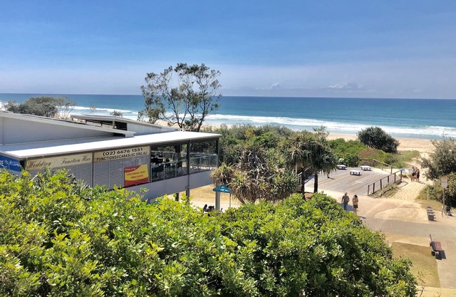 Absolute Beach Front - Cabarita Promenade - Sea View - 3 Bedroom Apartment