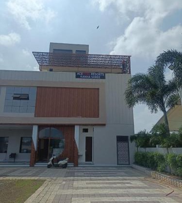 Aceotel Resort 7th Cloud, Indore
