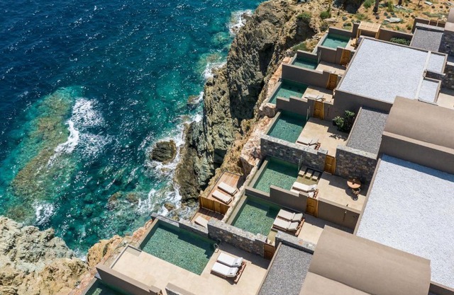 Acro Suites - A Wellbeing Resort