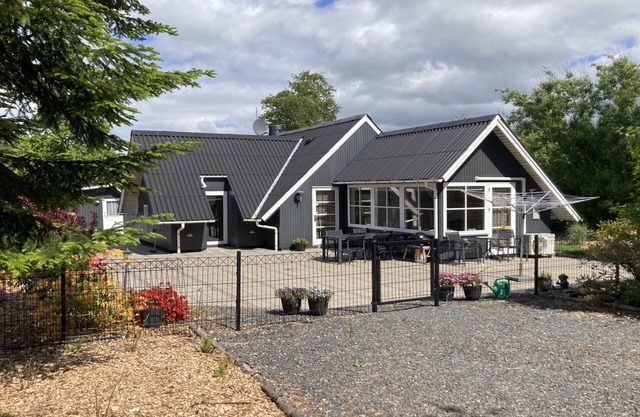"Adisl" - 600m to the fjord by Interhome