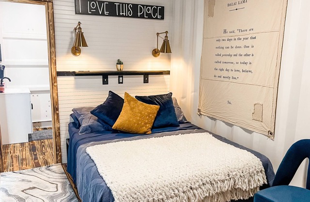 Adorable container villa on Retreat Ranch