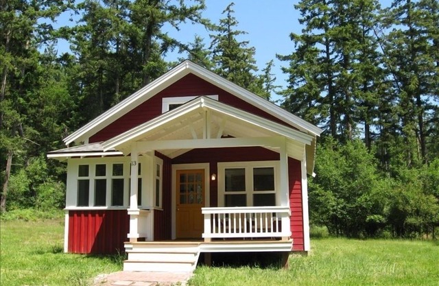 Adorable Lopez Island Cottage