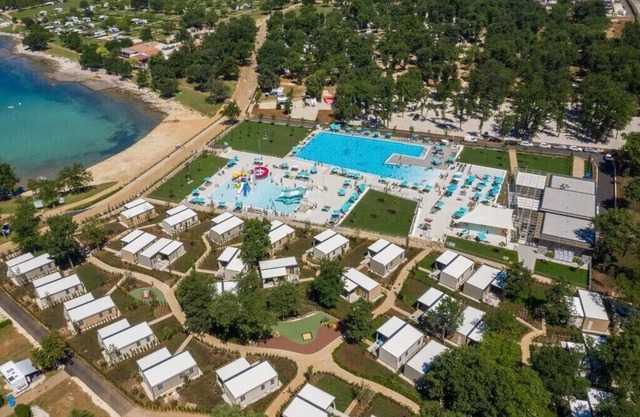 Adriamar Mobile Homes in Camping Park Umag /Adriamar 2432 Park Umag