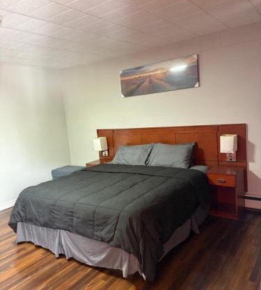 Advance Inn