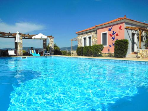 Aeolis Apartments & Studios