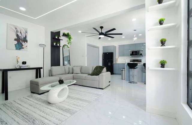 Affluence - Luxury 1Bedroom Apt in Montego Bay, Central with Rooftop Pool