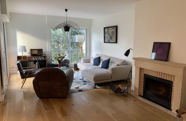 Agréable Maison de Ville à 7 Minutes de Paris
