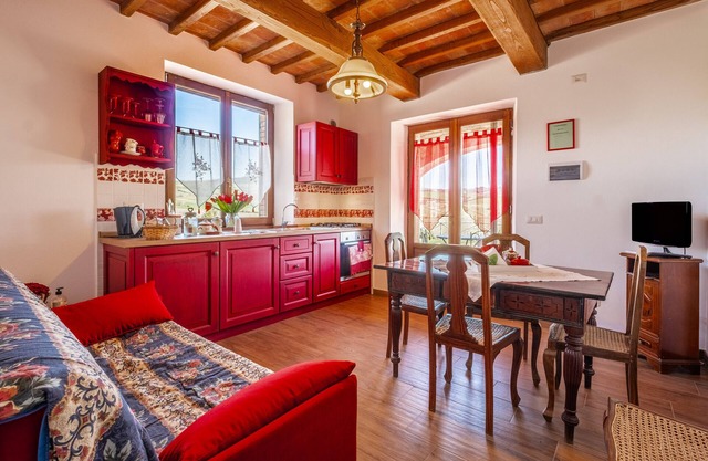 Agriturismo 'Rosso - Monte Crespini' with Garden, Terrace & Wi-Fi